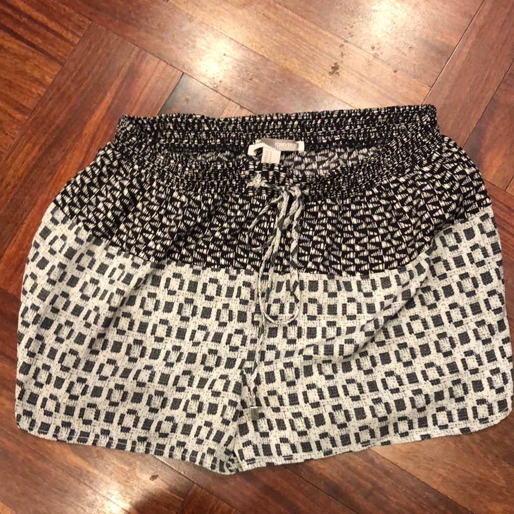 Flowy shorts💕✨